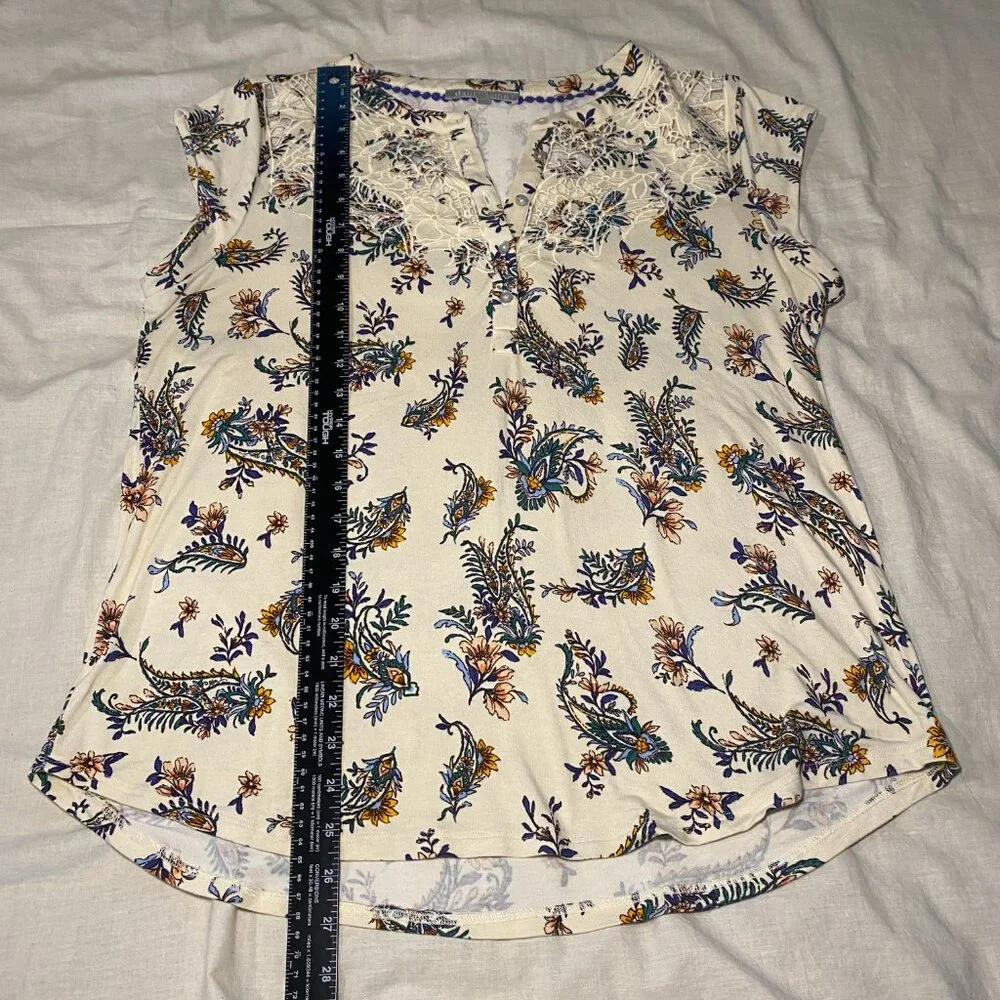 Daniel Rainn Torres Split Neck Knit Top Womens L Cream Paisley Embroidery EUC - Picture 10 of 10